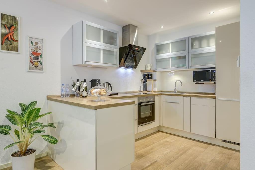 Schoene Wohnung In Beliebte Stadtteil Von Mainz Buitenkant foto